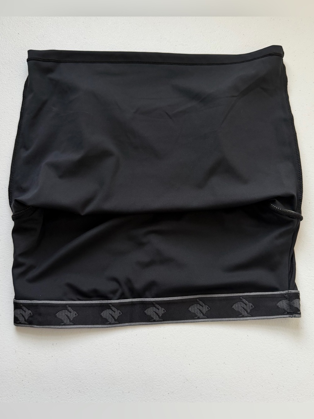 rabbit running Black Crusher Pocket Crop
Phone Pocket
RW399 • Lg - Picture 4 of 9